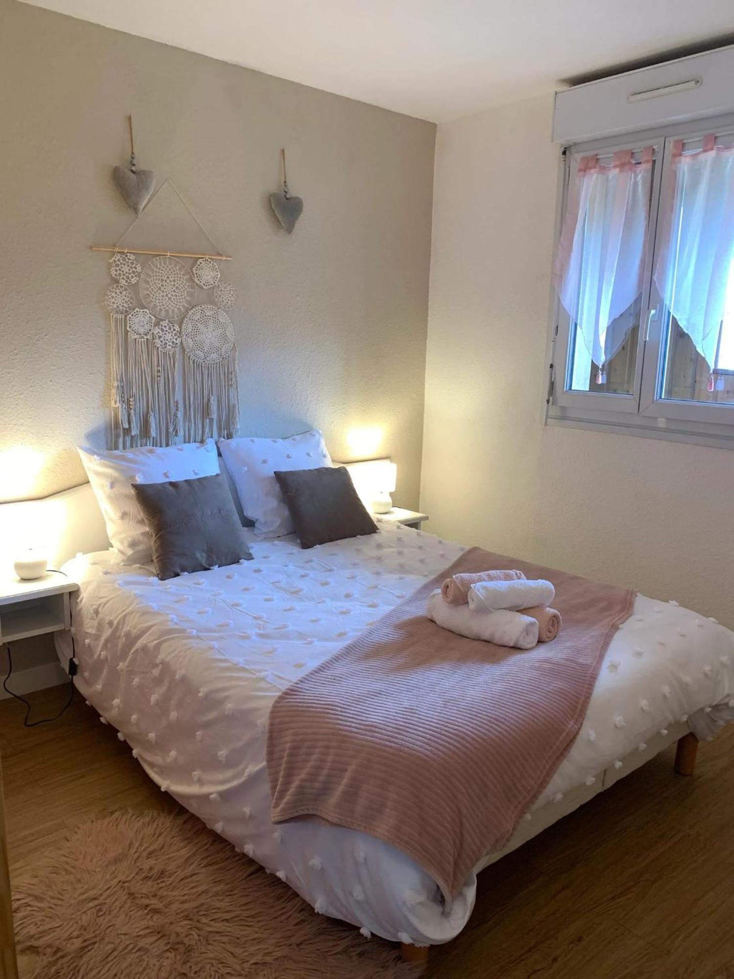 Appartement Charmant A Bagneres De Bigorre 56 M² Avec Balcon Exterior foto